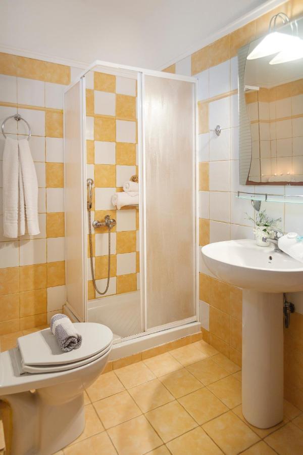 Maltinas House Aparthotel Мола Калива Екстериор снимка