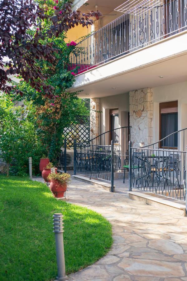 Maltinas House Aparthotel Мола Калива Екстериор снимка