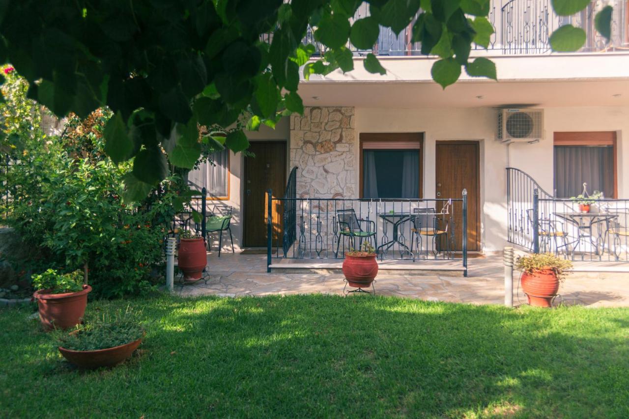 Maltinas House Aparthotel Мола Калива Екстериор снимка