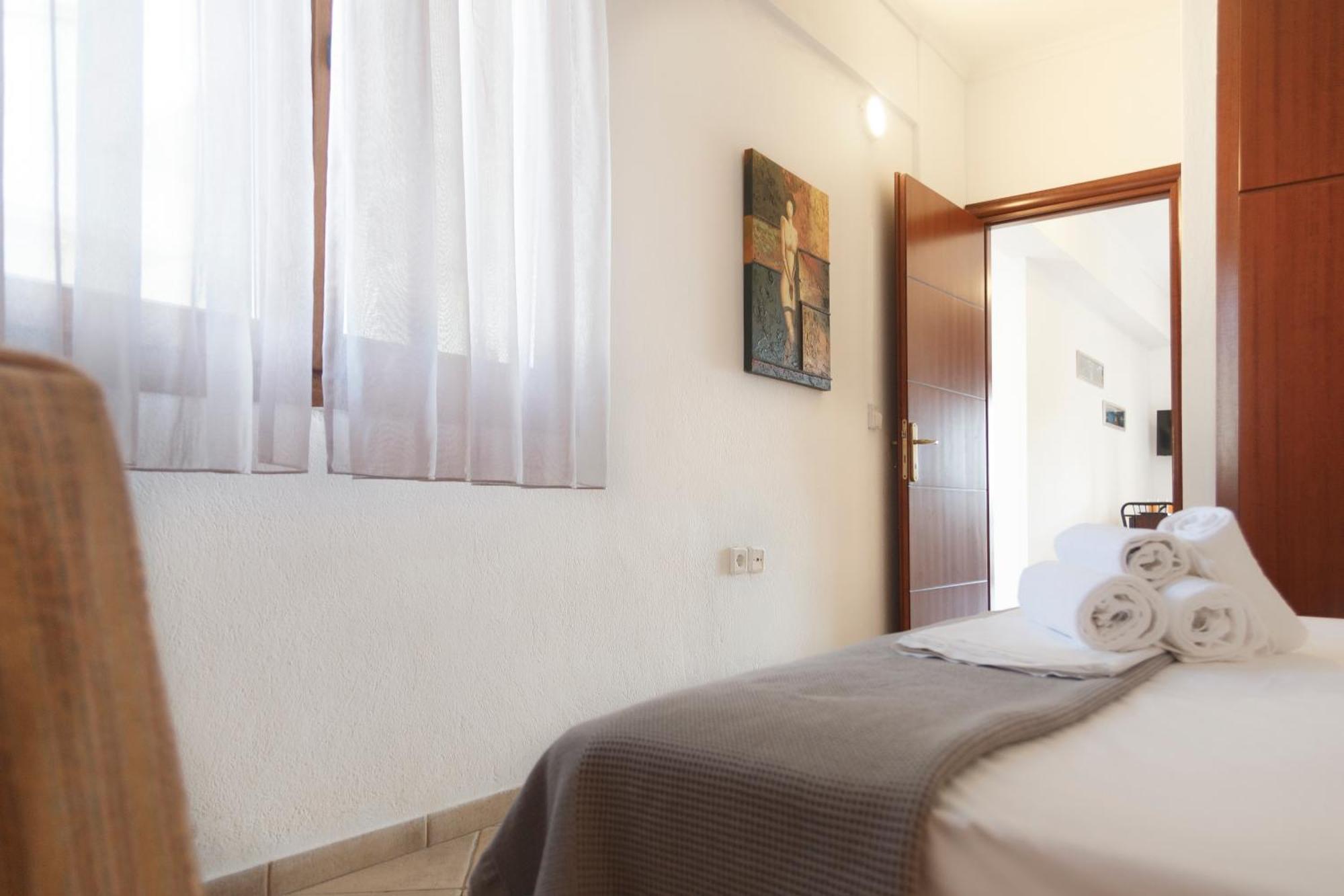 Maltinas House Aparthotel Мола Калива Стая снимка