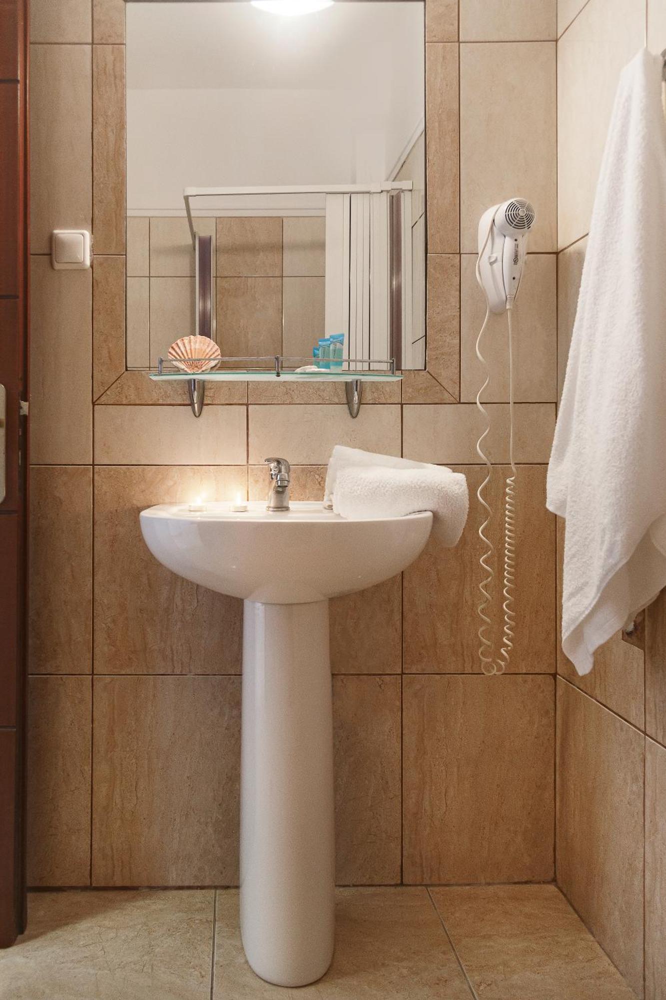 Maltinas House Aparthotel Мола Калива Стая снимка